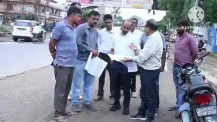 सवाई माधोपुर: सवाई माधोपुर के हम्मीर ब्रिज के विस्तारीकरण कार्य का जिला कलक्टर ने किया निरीक्षण, शीघ्र करने के दिए निर्देश