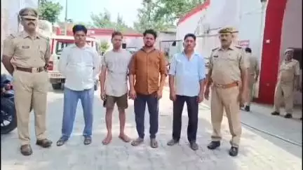 शाहजहांपुर: चौक कोतवाली पुलिस ने मेहमान शाह और छोटा चौक में मारपीट के मामले में वांछित 4 अभियुक्तों को किया गिरफ्तार