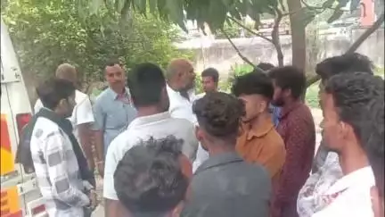 उज्जैन शहर: जोगनी माता मंदिर से लौट रहे दो लोगों की सड़क दुर्घटना में मौत, उज्जैन में हुआ पोस्टमार्टम
