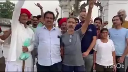 सिरोही: जामोतरा गांव स्थित मंदिर से सोने के आभूषण व नकदी हुई चोरी, ग्रामीणों में रोष