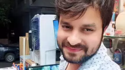 महू: धोखाधड़ी मामले में फरार हितेश तोलानी पर इनाम की घोषणा