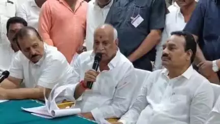 ముధోల్: బాసర సరస్వతి అమ్మవారి ఆలయ కాంగ్రెస్ ప్రభుత్వం పట్టించుకోవడం లేదని,బాసర కోసం బిచ్చమైనా అడుగుతా అభివృద్ధి చేస్తా ఎమ్మెల్యే