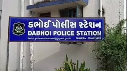 ડભોઇ: ભીલાપૂર પાસે આઇસરે બાઈક ચાલકને અડફેટે લેતા બાઈક ચાલકનું ઘટના સ્થળે કમ કમાટી ભર્યું મોત.