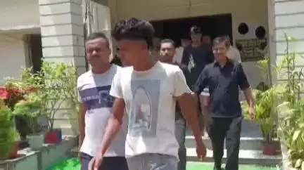 তুফানগঞ্জ ১: কুর্শামারি এলাকায় অবর বিদ্যালয় পরিদর্শক কে মারধর করে ছিন্তাই, খাপইডাঙ্গা কোনামালী থেকে ধৃত ৪ জন,আদালতে পেশ আজ