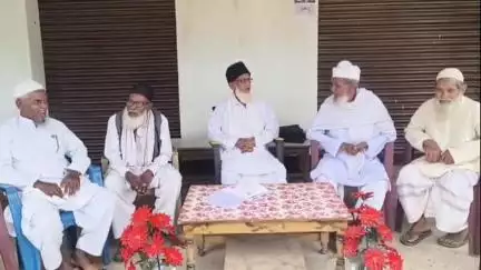 किस्को: किस्को में खिदमते खल्क हाजी कमेटी के सदस्यों ने हज से लौटे हाजियों का किया इस्तकबाल