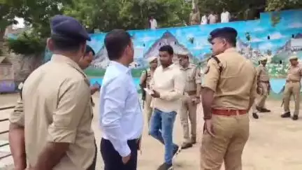 सैदपुर: अतिप्राचीन बूढ़ेनाथ महादेव मंदिर और गंगा घाट का एसपी ने किया निरीक्षण, सावन सोमवार की तैयारियों को लेकर दिए निर्देश