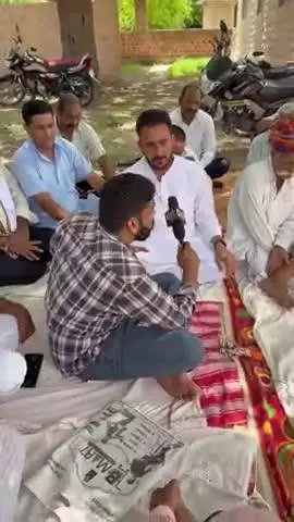 नागौर जिले के मेड़ता पशुमेले से सभी वैध दस्तावेजों के साथ पुलिसएस्कॉर्ट मेंरवाना हुए बैलोंऔरगाड़ियों को बांसवाड़ा में उपद्रवियों के दबाव में पकड़ लियागया।बैल और वाहन मुक्त करने हेतु किसानों का धरना पशुप्रदर्शनी स्थल नागौर में
#हनुमानबाँगडा़