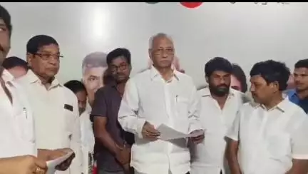 భీమవరం: ఆపదలో ఉన్న వారికి పేదవారికి అభయ హస్తం సీఎం సహాయ నిధి : ఎమ్మెల్యే పులపర్తి  రామాంజనేయులు