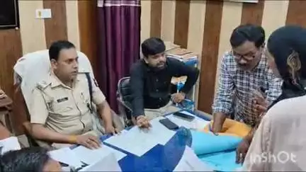 गोपालगंज: नगर थाना परिसर में जनता दरबार आयोजित, भूमि विवाद के 6 मामलों का निपटारा किया गया: सीओ