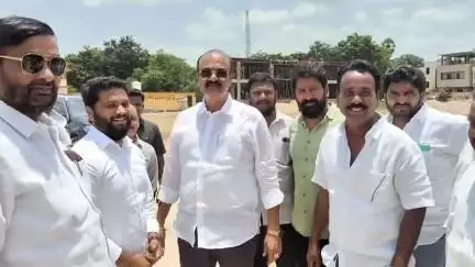 తాడేపల్లిగూడెం: కడకట్లలో హైస్కూల్ ఓపెన్ ఆడిటోరియం, క్రికెట్ స్టేడియం తదితర పనులను పరిశీలించిన ఎమ్మెల్యే వెంకటరాజు, ఎమ్మెల్యే శ్రీనివాస్