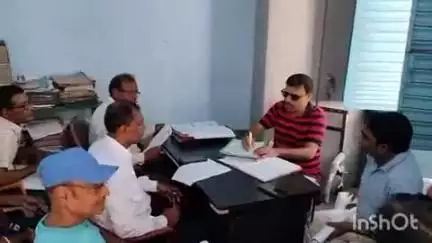 उधवा: प्रखंड संसाधन केंद्र उधवा में बीआरपी एवं सीआरपी की साप्ताहिक समीक्षा बैठक आयोजित, दिए गए दिशा-निर्देश