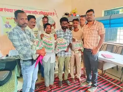 किरनापुर: खुरसोड़ा में रागी बीज मिनीकिट का वितरण किया गया