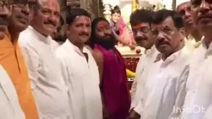 तुळजापूर: गोवा येथील राज्यसभा सदस्य सदानंद शेट तानवडे यांनी घेतले तुळजाभवानी मातेचे दर्शन