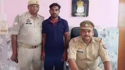 सकलडीहा: तंबागढ़ से थाना धीना पुलिस ने गैंगस्टर एक्ट के वांछित एक अपराधी को किया गिरफ्तार