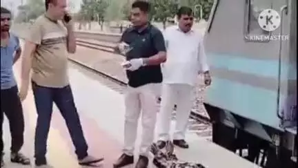 लाडनूं: खानपुर में युवक ने ट्रेन के आगे कूदकर आत्महत्या की, सुसाइड नोट में पत्नी की शादी कहीं और करने की बात कही