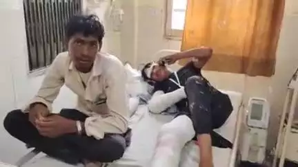 बहादुरगढ़: गांव टांडाहेडी के पास गाड़ी की चपेट में आने से श्रमिक घायल