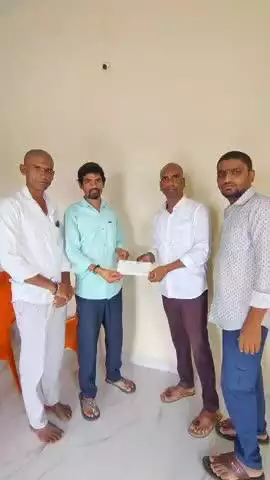 పటాన్​​చెరు: MP క్యాంప్ కార్యాలయంలో మాదారం గ్రామానికి చెందిన వ్యక్తికి CM రిలీఫ్ ఫండ్ చెక్ అందజేత : BJP మండల అధ్యక్షులు జగన్ రెడ్డి