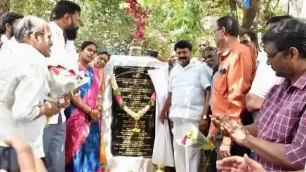 హిమాయత్ నగర్: బేగంపేటలో 10 లక్షల రూపాయల అంచనా వ్యయంతో రోడ్డు పనులను ప్రారంభించిన ఎమ్మెల్యే తలసాని శ్రీనివాస్ యాదవ్