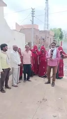रतनगढ़: रतनगढ़ में बारिश से खुले सीवरेज के चेम्बर के ढक्कन, गंदगी के कारण मोहल्लेवासियों को हो रही परेशानी #jansamasya
