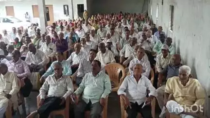 કાલોલ: શહેરમાં મધવાસના ગૌષ્ણેશ્વર મહાદેવ મંદિર ખાતે નિવૃત્ત કર્મચારી મંડળની 25મી સાધારણ સભા યોજાઈ