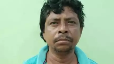মঙ্গলকোট: 40 লিটার চোলাই মদ সহ একজনকে গ্রেপ্তার করে আদালতে পাঠাল মঙ্গলকোট থানার পুলিশ