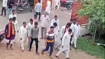 राजगढ़: राजगढ़ विधायक पूर्व बापू सिंह तंवर ने बाबा रामदेव मंदिर दंड जोड़ पर की पूजा-अर्चना