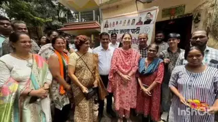 पालघर: आमदार स्नेहा दुबे पंडित यांच्या हस्ते माणिकपूर नवापाडा येथे विकासकामांचे भुमिपूजन