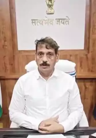 कवर्धा: कलेक्टर गोपाल वर्मा ने जिले में तीन विशेष पर्वों पर स्थानीय अवकाश की घोषणा की, 14 जुलाई को अवकाश घोषित
