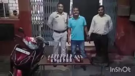 राजनांदगांव: लालबाग थाना पुलिस ने अवैध रूप से शराब ले जा रहे एक व्यक्ति पर की कार्रवाई