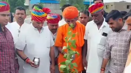 सायला: जीवाणा में श्रीराम गौशाला में मुख्य सचेतक जोगेश्वर गर्ग ने पौधारोपण किया, पर्यावरण संरक्षण का दिया संदेश