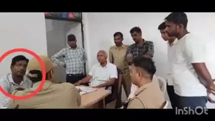 मीरगंज: मीरगंज में फीस वापस लेने को छात्र ने किया हंगामा