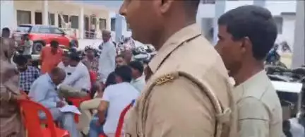 खलीलाबाद: वहशी बाप ने बेटियों के साथ किया समाज का गुनाह, बना अपराधी