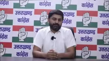 डोईवाला: परवादून जिला कांग्रेस कमेटी के अध्यक्ष मोहित उनियाल ने कार्यालय में की प्रेसवार्ता, दी जानकारी
