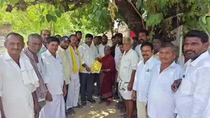 కొండపి: మర్రిపూడి మండలంలో నిర్వహించిన సుపరిపాలనలో తొలి అడుగు కార్యక్రమంలో పాల్గొన్న ఏపీ మారిటైమ్ బోర్డు చైర్మన్ దామచర్ల సత్య