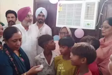 ਮਲੋਟ: ਕੈਬਨਿਟ ਮੰਤਰੀ ਬਲਜੀਤ ਕੌਰ ਨੇ ਪਿੰਡ ਰਾਮਨਗਰ ਤੋਂ ਕੀਤੀ ਸਰਕਾਰੀ ਸਕੂਲਾਂ ‘ਚ ਏ.ਸੀ. ਲਗਵਾਉਣ ਦੀ ਮੁਹਿੰਮ ਦੀ ਸ਼ੁਰੂਆਤ