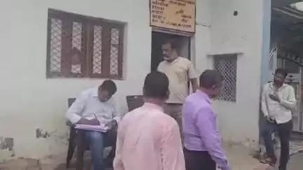 दतिया नगर: भांडेर में सील दुकान बिना अनुमति खोलने पर विक्रेता के खिलाफ मामला दर्ज, स्टॉक में मिली गड़बड़ी