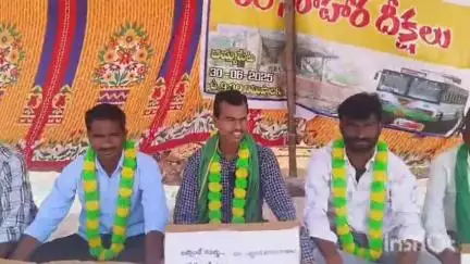 అశ్వారావుపేట: బస్టాండ్ ఉన్న స్థలంలో పెట్రోల్ బంకు నిర్మిస్తే దమ్మపేట మండల ప్రజల ఆగ్రహానికి గురికాక తప్పదని హెచ్చరించిన ఆదివాసీ నాయకులు
