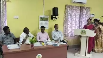 ஆனைமலை: ஆழியார் தென்னை ஆராய்ச்சி நிலையத்தில் விவசாயிகள் கருத்தரங்க கூட்டம் நடைபெற்றது