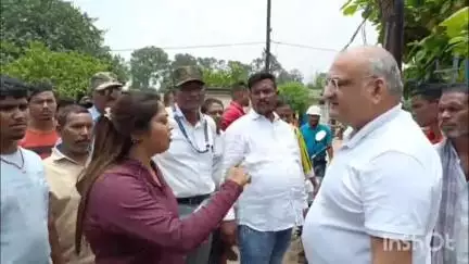दुर्ग: राजीव नगर में कैमिकल युक्त पानी से हाहाकार, निवासियों ने शनिवार दोपहर लगभग 1 बजे फैक्ट्रियों के खिलाफ किया प्रदर्शन
