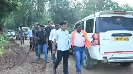 ଓରିଏଣ୍ଟ: ଲାଇକେରା ବ୍ଲକ ସାହସପୁର ଗ୍ରାମପଞ୍ଚାୟତ ଗସ୍ତ କଲେ ଝାରସୁଗୁଡା ବିଧାୟକ ଟଙ୍କଧର ତ୍ରିପାଠୀ