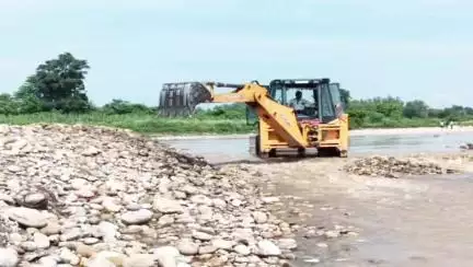 डोईवाला: बुल्लावाला में क्षतिग्रस्त श्मशान घाट मार्ग का निर्माण कार्य शुरू, लोगों को आवागमन में जल्द मिलेगी सुविधा