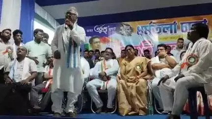 স্বরূপনগর: মালঙ্গপাড়া স্কুল এলাকায় বিধায়কের নেতৃত্বে একুশে জুলাইয়ের প্রস্তুতিসভা জনসভার রূপ নিল, উপস্থিত বিধানসভার মুখ্য সচেতক