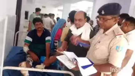 राजमहल: उधवा-राजमहल NH-80 पर मनसिंहा के पास टोटो और बाइक में हुई टक्कर, 6 लोग घायल