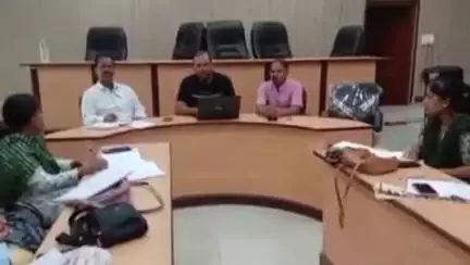 धरियावद: टीबी जैसी गंभीर बीमारी पर स्वास्थ्य विभाग ने पंचायत समिति सभागार धरियावद में एक दिवसीय कार्यशाला आयोजित की