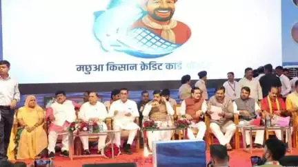 नागदा: विधायक डॉ. चोहान उज्जैन में सीएम की मौजूदगी में राज्य स्तरीय निषादराज सम्मेलन में शामिल हुए