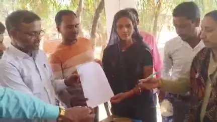 धनवार प्रखंड के सी.ओ साहब श्री अंजुम द्वारा अभद्र भाषा एवं दादा गिरी व ग़लत तरीके से चुनाव की रणनीति।#presidentofindia