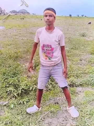 "#कटिहार_पुलिस को गुमशुदा की तलाश"    
  
किन्हीं के पास इनके संबंध में कोई सूचना हो तो #कुर्सेला_थानाध्यक्ष को मोबाईल नम्बर-9431822783  पर कॉल कर सूचित करें।