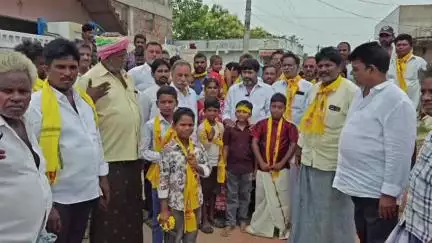 కొండపి: టంగుటూరు మండలం సూరారెడ్డిపాలెం లో సుపరిపాలనలో తొలి అడుగు కార్యక్రమంలో పాల్గొన్న ఏపీ మారిటైం బోర్డు చైర్మన్ సత్య