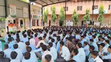 देवली: देवली में बालक-बालिकाओं के लिए जागरूकता कार्यक्रम, छात्राओं को सेल्फ डिफेंस की जानकारी दी गई