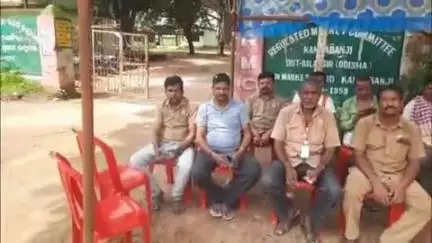 କଣ୍ଟାବାଞ୍ଜି: କଣ୍ଟାବାଞ୍ଜି ରେ ଚାଲିଥିବା ଡ୍ରାଇଭର ଙ୍କ ଆନ୍ଦୋଳନ ପ୍ରତ୍ୟାହାର